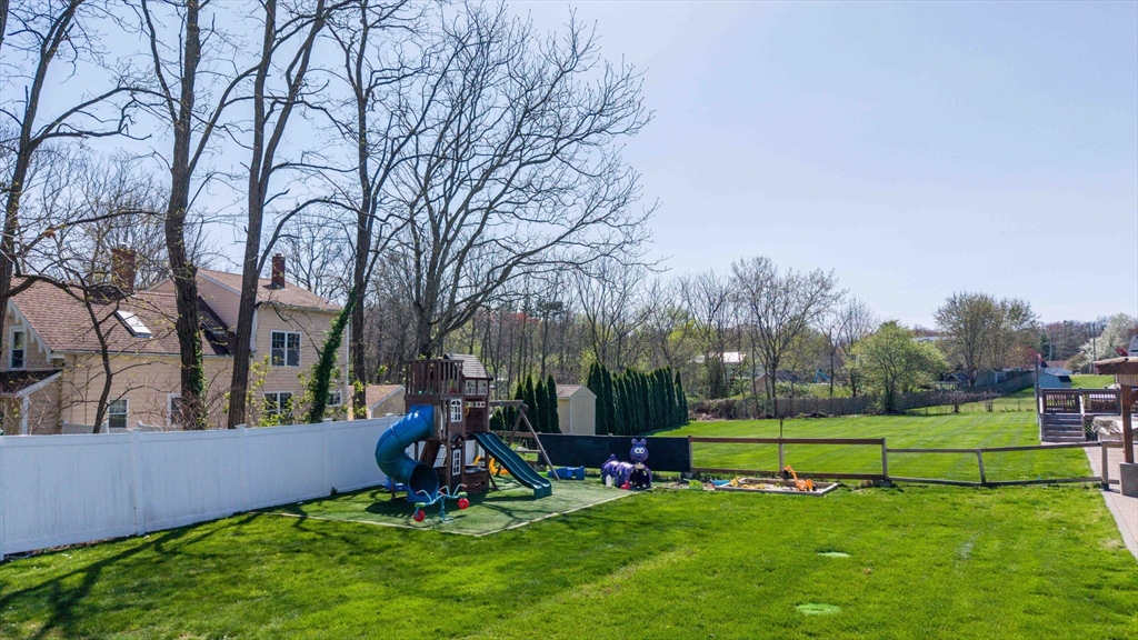 365 Middle Road Acushnet, MA 02743 - Photo 36 of 38 Gallery Image 36