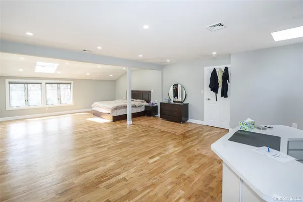 $6,000 | 11 Otsego Avenue, Dix Hills, NY 11746