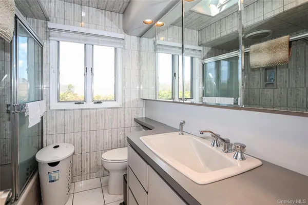 $6,000 | 11 Otsego Avenue, Dix Hills, NY 11746