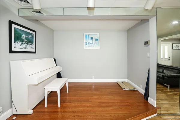 $6,000 | 11 Otsego Avenue, Dix Hills, NY 11746