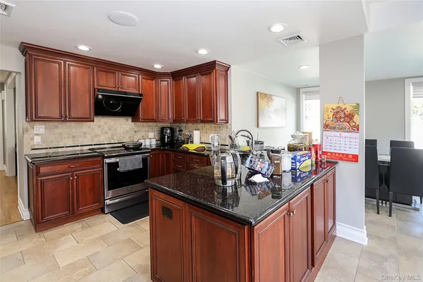 $6,000 | 11 Otsego Avenue, Dix Hills, NY 11746