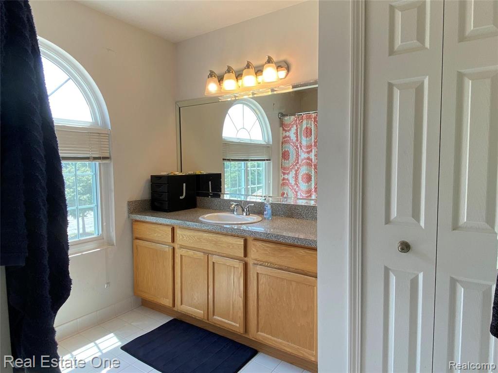 18280 West Eleven Mile Road, Unit 2 Southfield, MI 48076 - Photo 17 of 29
