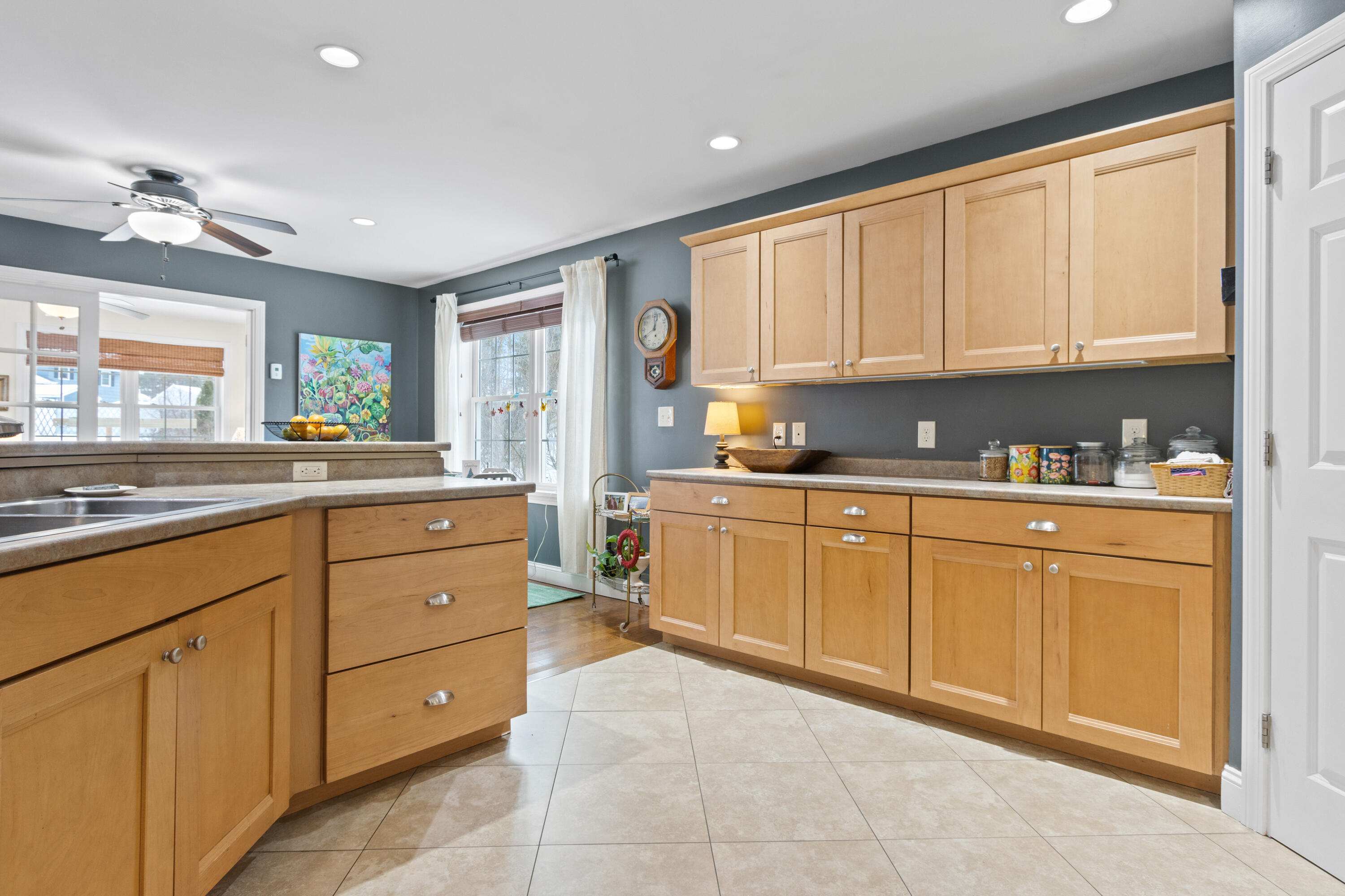381 Pond Road Lewiston, ME 04240 - Photo 11 of 35 20251211ER-71018