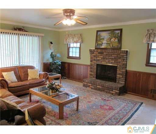 5 Round Hill Road Scotch Plains, NJ 07076 - Photo 7 of 10 Gallery Image 7
