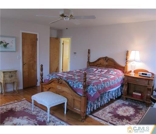 5 Round Hill Road Scotch Plains, NJ 07076 - Photo 8 of 10 Gallery Image 8