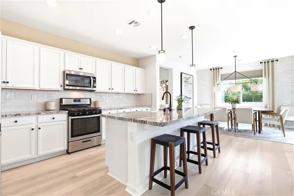$569,900 | 39906 Felicita Parkway, Palm Desert, CA 92211