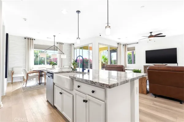 $569,900 | 39906 Felicita Parkway, Palm Desert, CA 92211