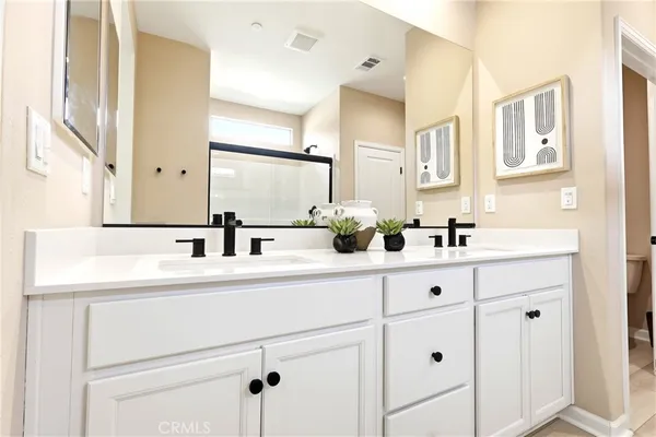 $569,900 | 39906 Felicita Parkway, Palm Desert, CA 92211