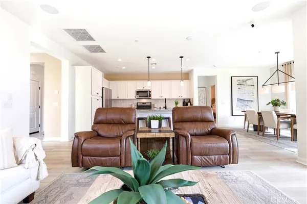$569,900 | 39906 Felicita Parkway, Palm Desert, CA 92211