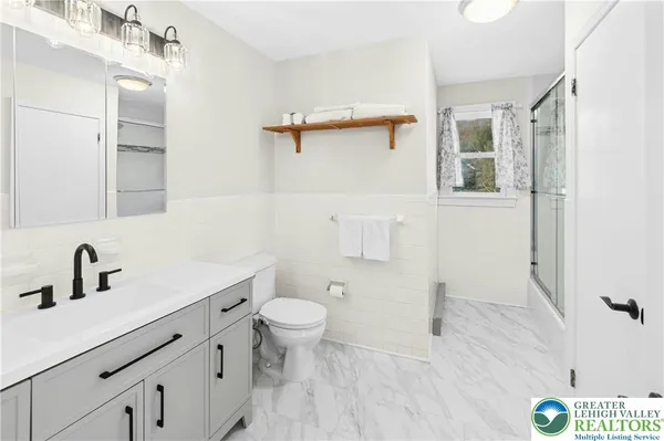 $730,000 | 1 Cross Creek Lane, Upper Black Eddy, PA 18972