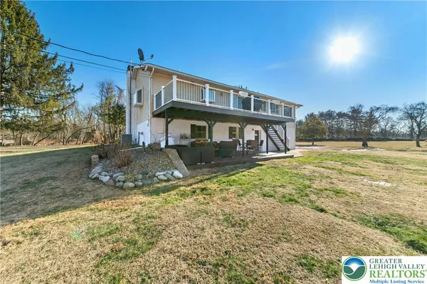 $730,000 | 1 Cross Creek Lane, Upper Black Eddy, PA 18972