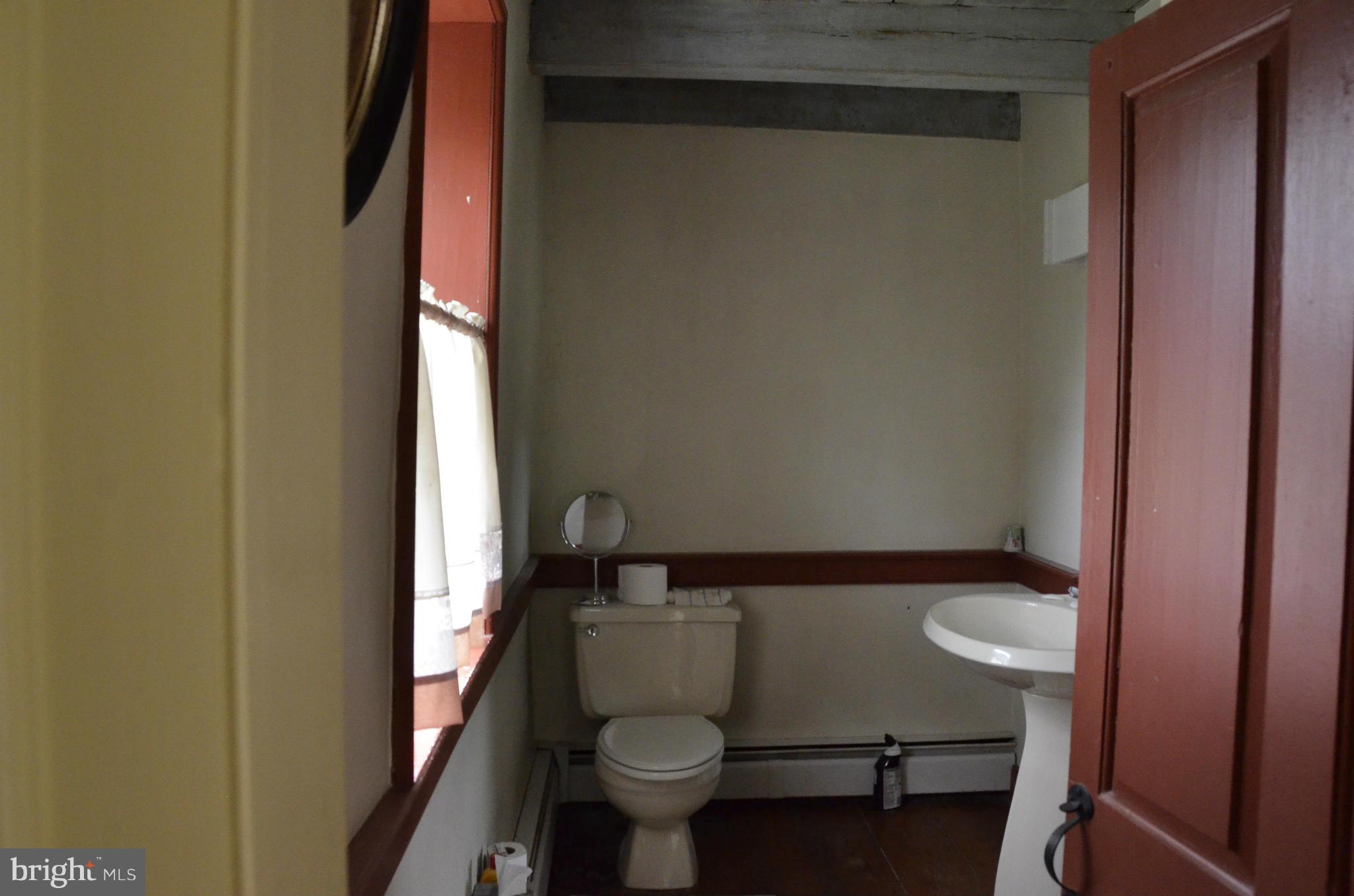 12421 Lime Plant Road Mount Airy, MD 21771 - Photo 22 of 27 Bath