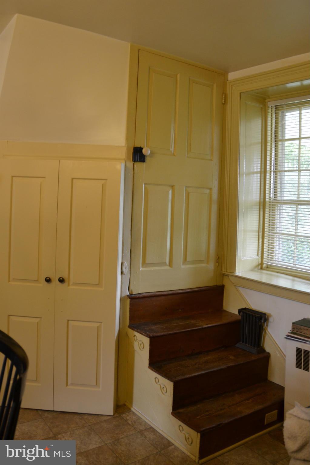 12421 Lime Plant Road Mount Airy, MD 21771 - Photo 6 of 27 Kitchen