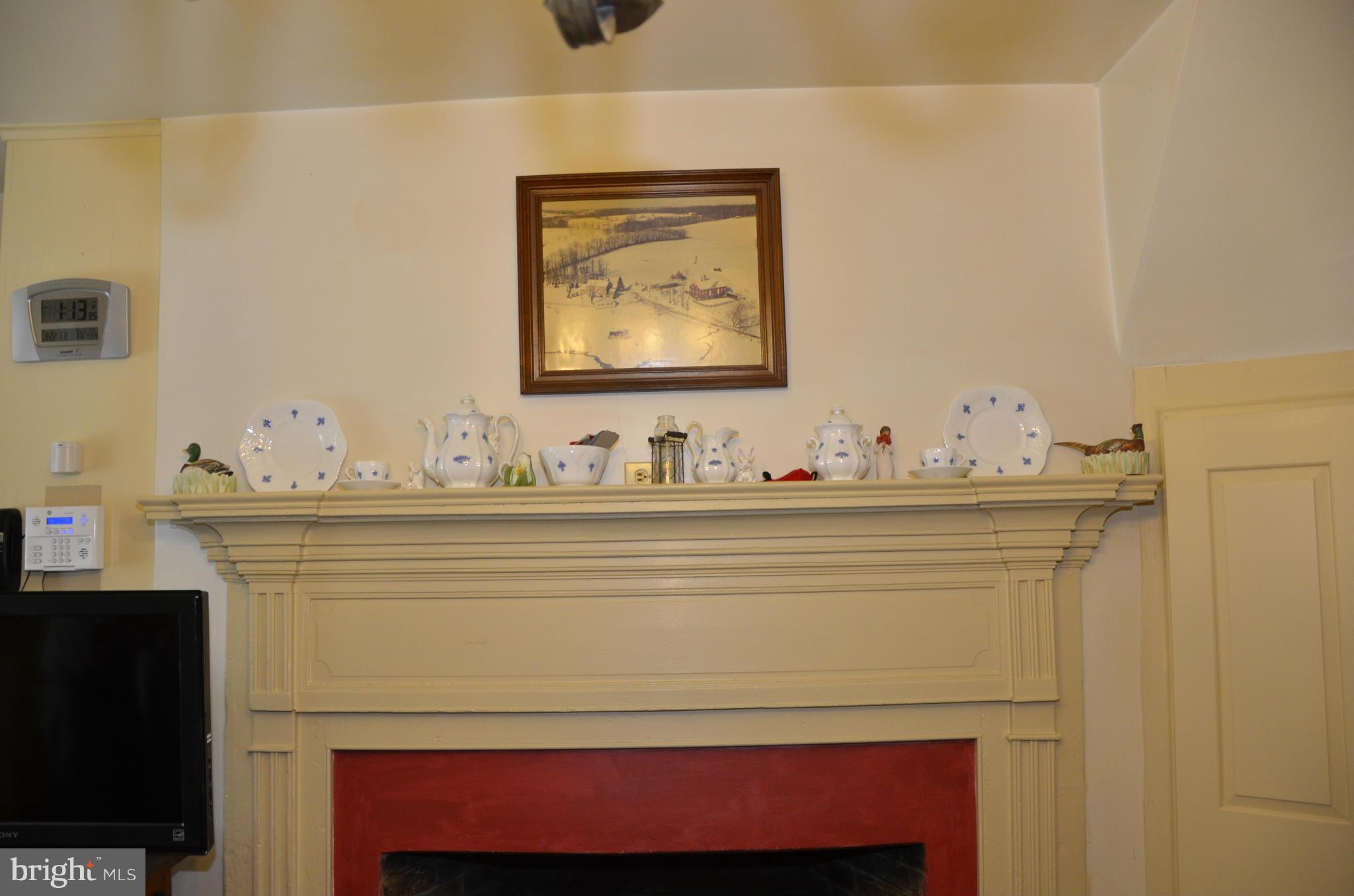 12421 Lime Plant Road Mount Airy, MD 21771 - Photo 7 of 27 Kitchen