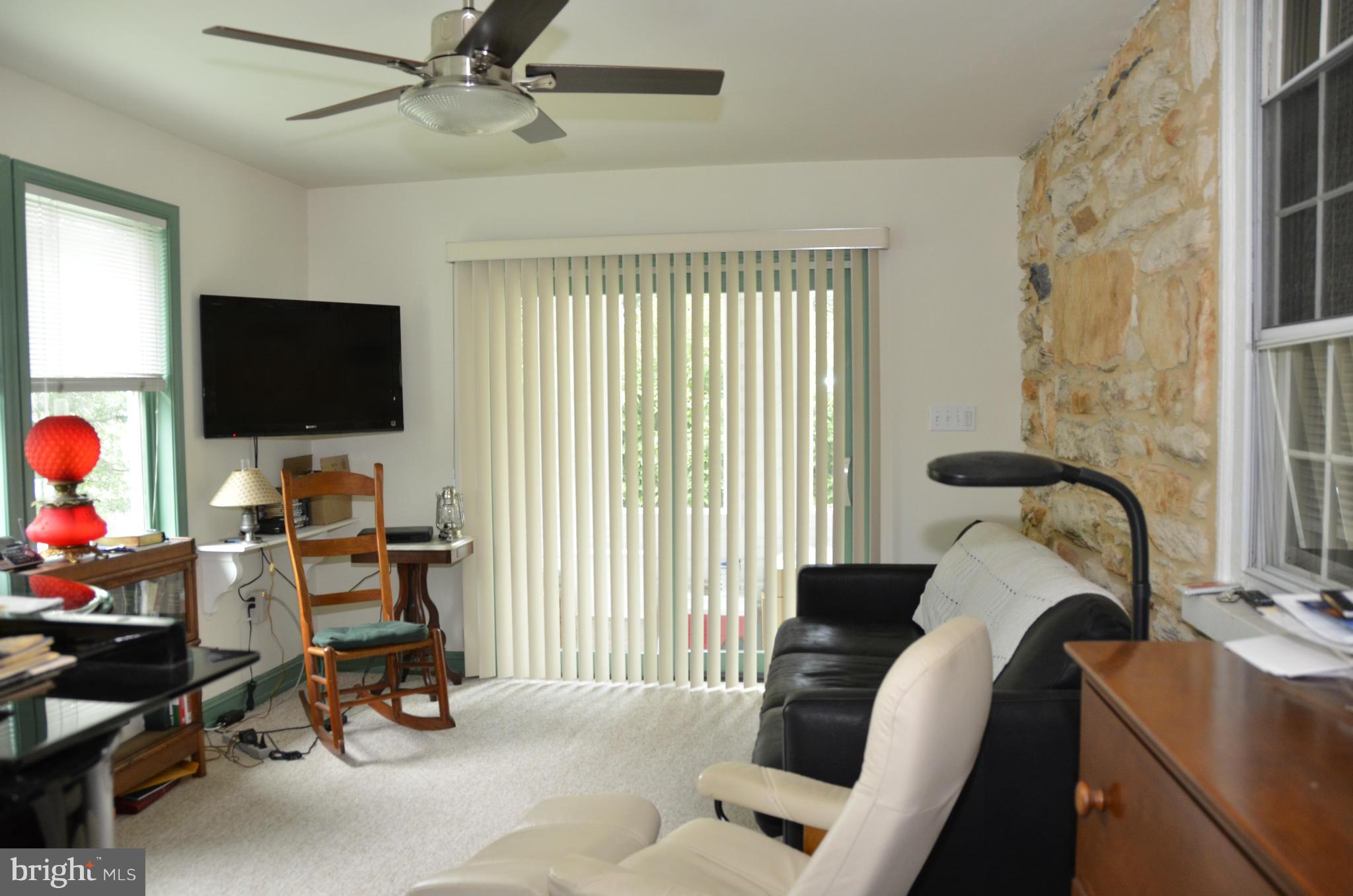 12421 Lime Plant Road Mount Airy, MD 21771 - Photo 9 of 27 Interior (General)