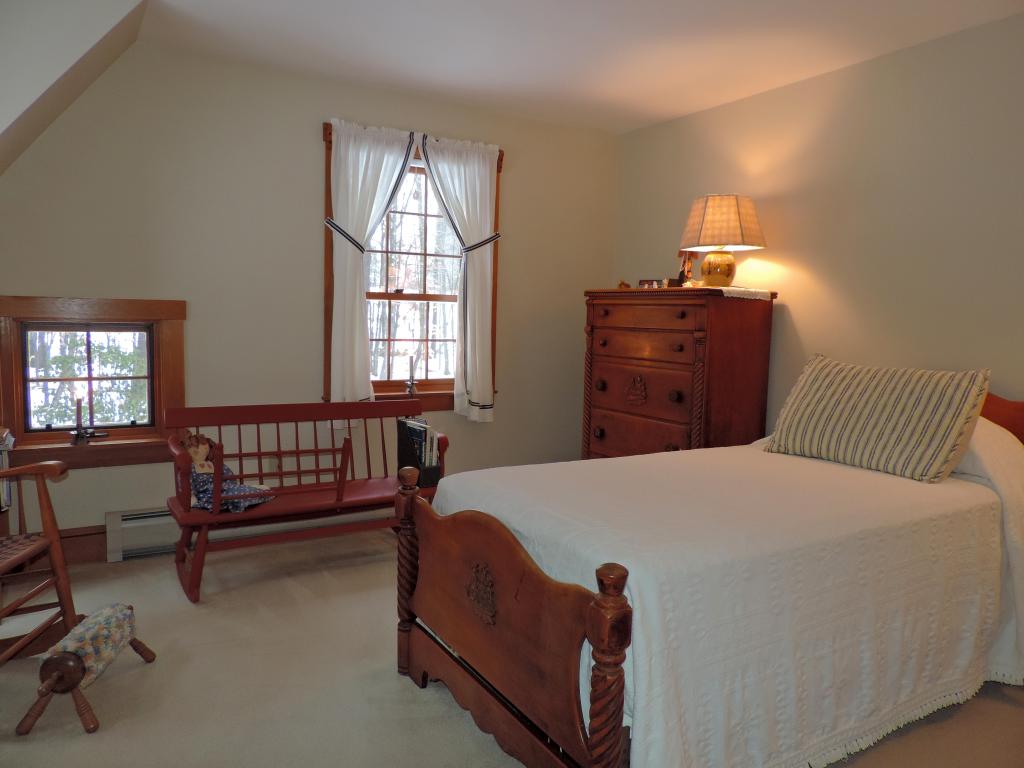 75 Sandown Road Chester, NH 03036 - Photo 14 of 26