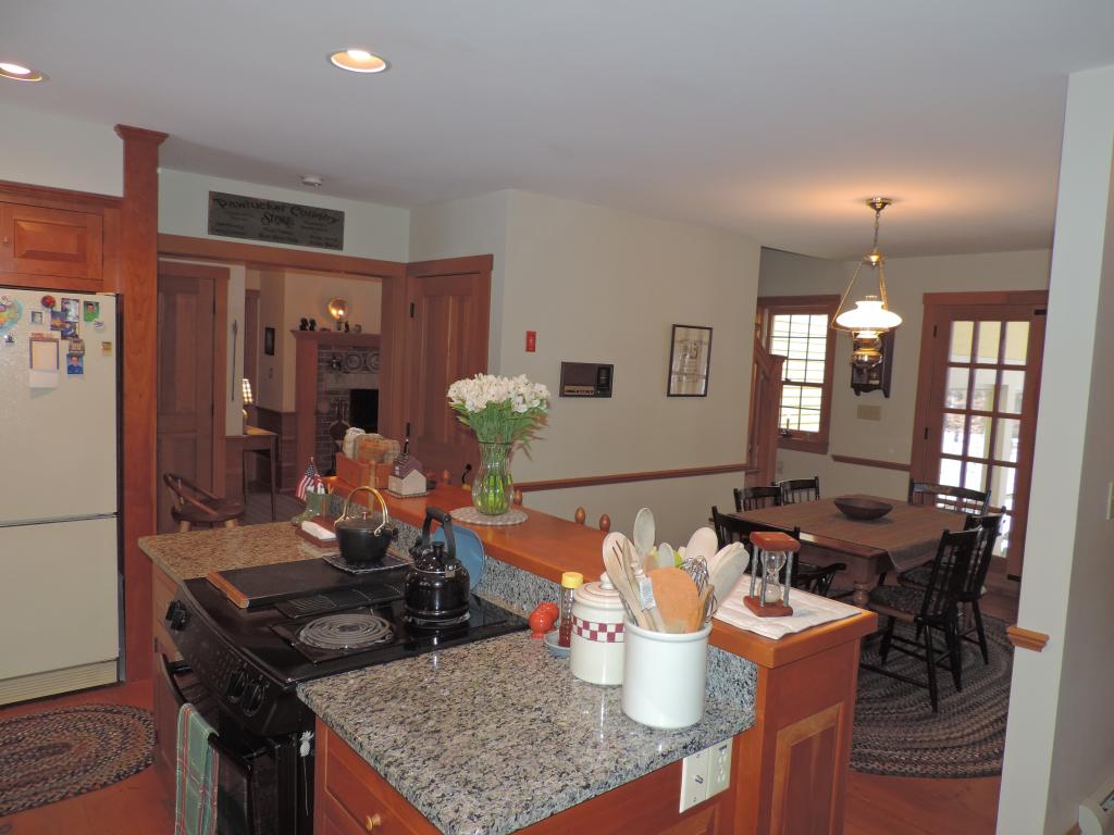 75 Sandown Road Chester, NH 03036 - Photo 4 of 26