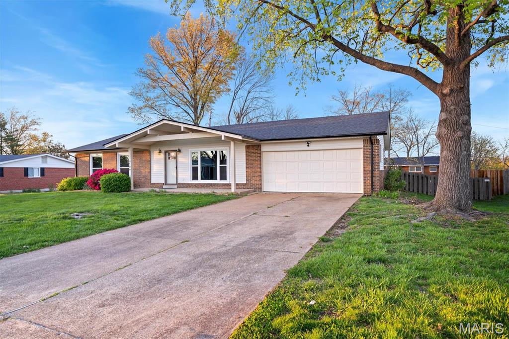 109 Timka Drive Ballwin, MO 63011 - Photo 3 of 26