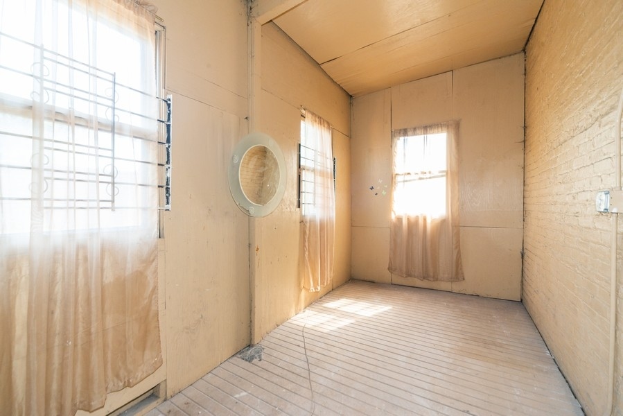 4200 West Jackson Boulevard Chicago, IL 60624 - Photo 11 of 24