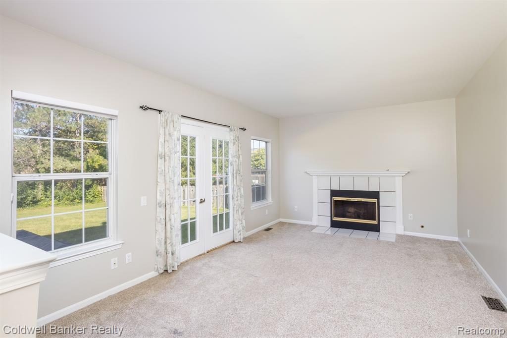 24261 Scarlet Court Novi, MI 48374 - Photo 23 of 44