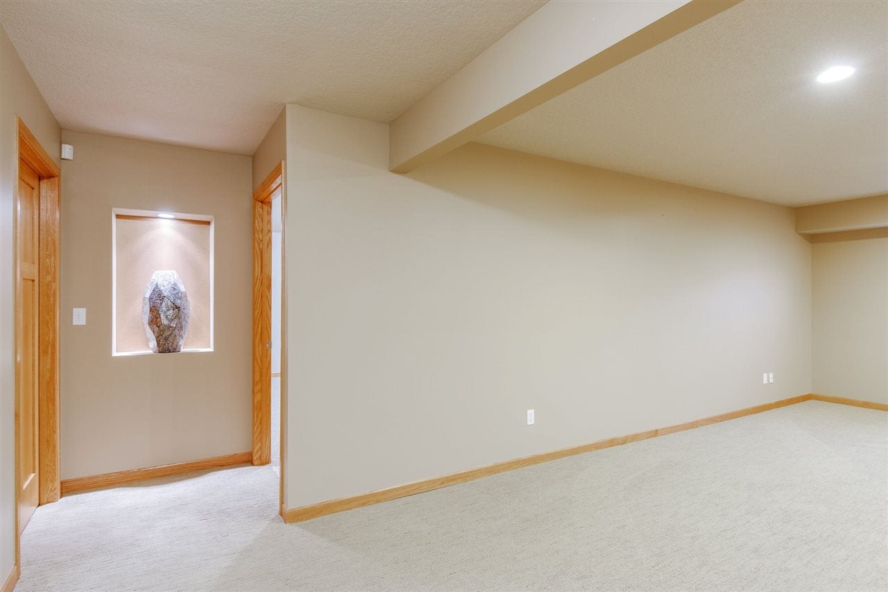 2850 Twinleaf Road Cedar Rapids, IA 52411 - Photo 25 of 37 Gallery Image 25