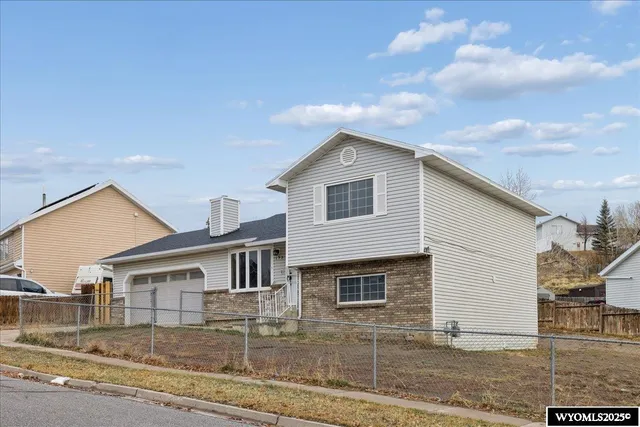 $397,000 | 193 Southridge Road, Evanston, WY 82930