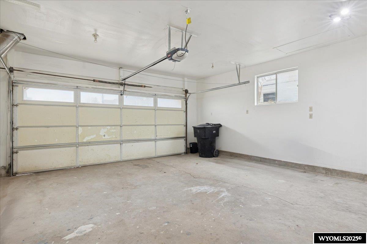 193 Southridge Road Evanston, WY 82930 - Photo 10 of 28