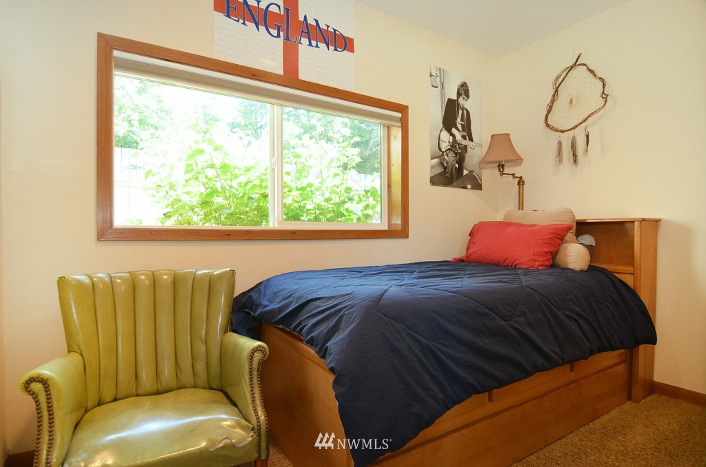9977 Northeast Lofgren Road Bainbridge Island, WA 98110 - Photo 15 of 15 Gallery Image 15