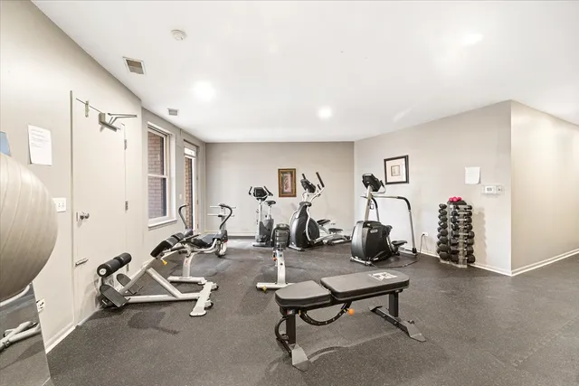 $529,500 | 520 North Halsted Street, Unit 310, Chicago, IL 60642