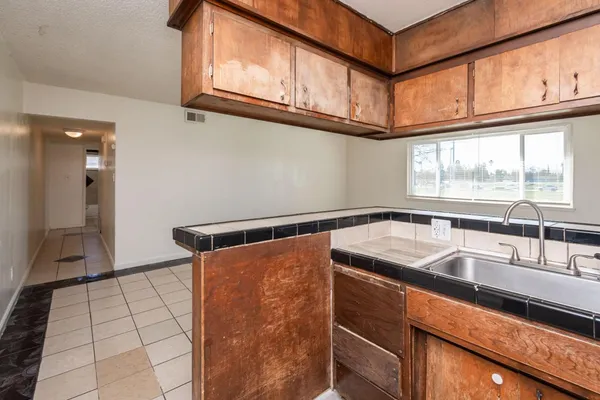 $895,000 | 10 Nedra Court, Sacramento, CA 95822