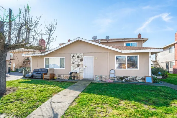 $895,000 | 10 Nedra Court, Sacramento, CA 95822