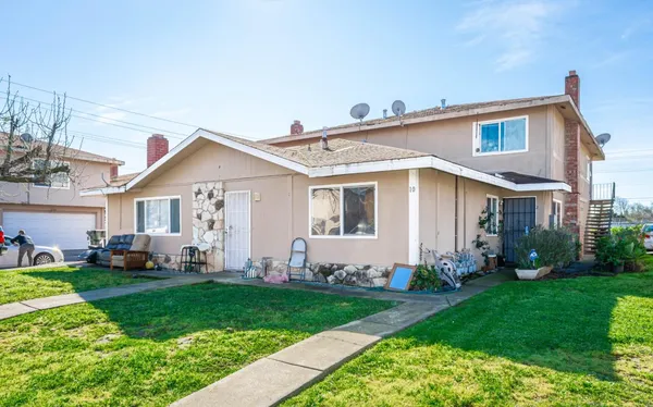 $895,000 | 10 Nedra Court, Sacramento, CA 95822