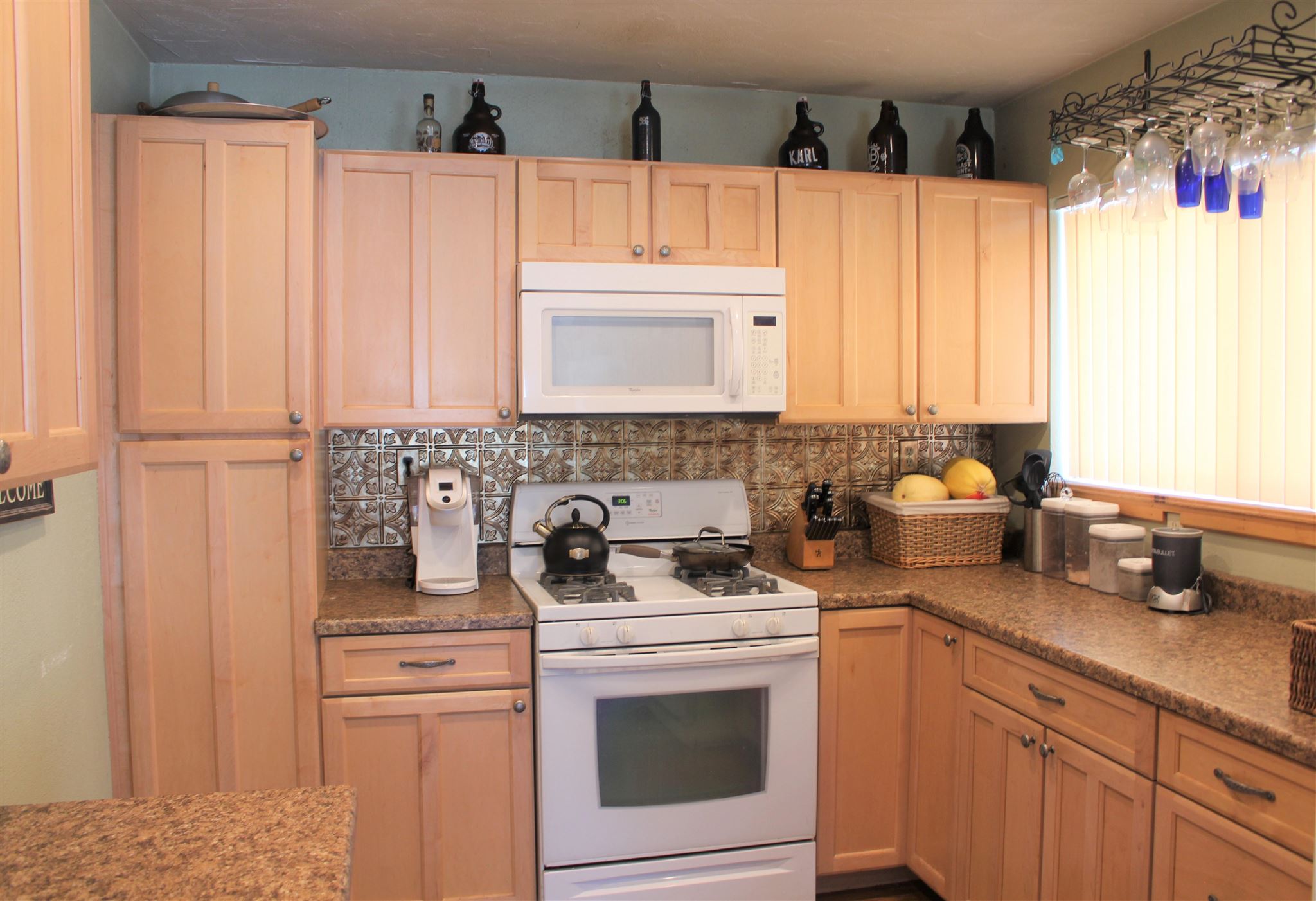 110 Rickey-Peak Bridgeport, CA 93517 - Photo 10 of 28 Gallery Image 10