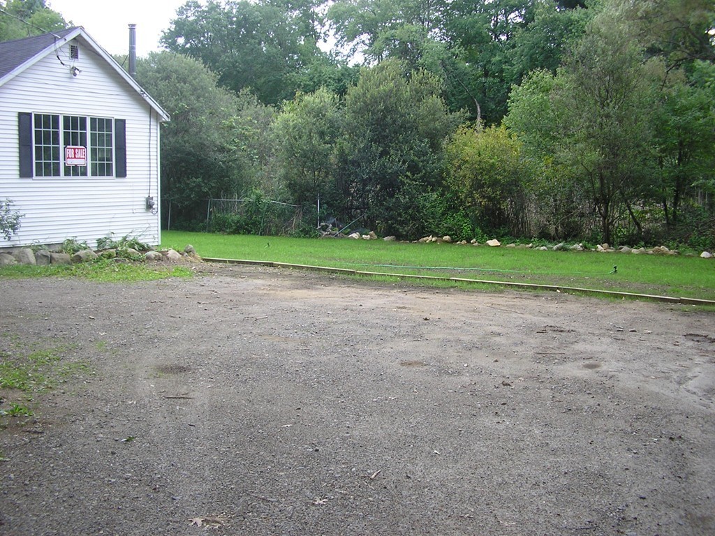 3 Outlook Road Billerica, MA 01862 - Photo 8 of 21 Gallery Image 8