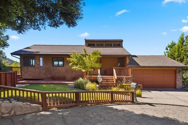 $1,199,000 | 5 Wimbledon Court, Novato, CA 94949