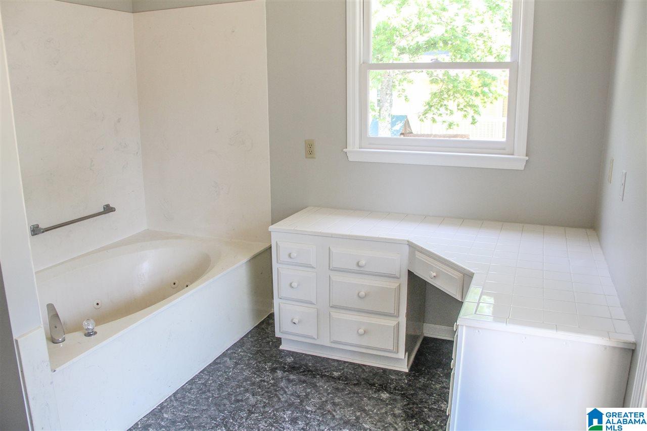 24 Shades Crest Road Birmingham, AL 35226 - Photo 21 of 28