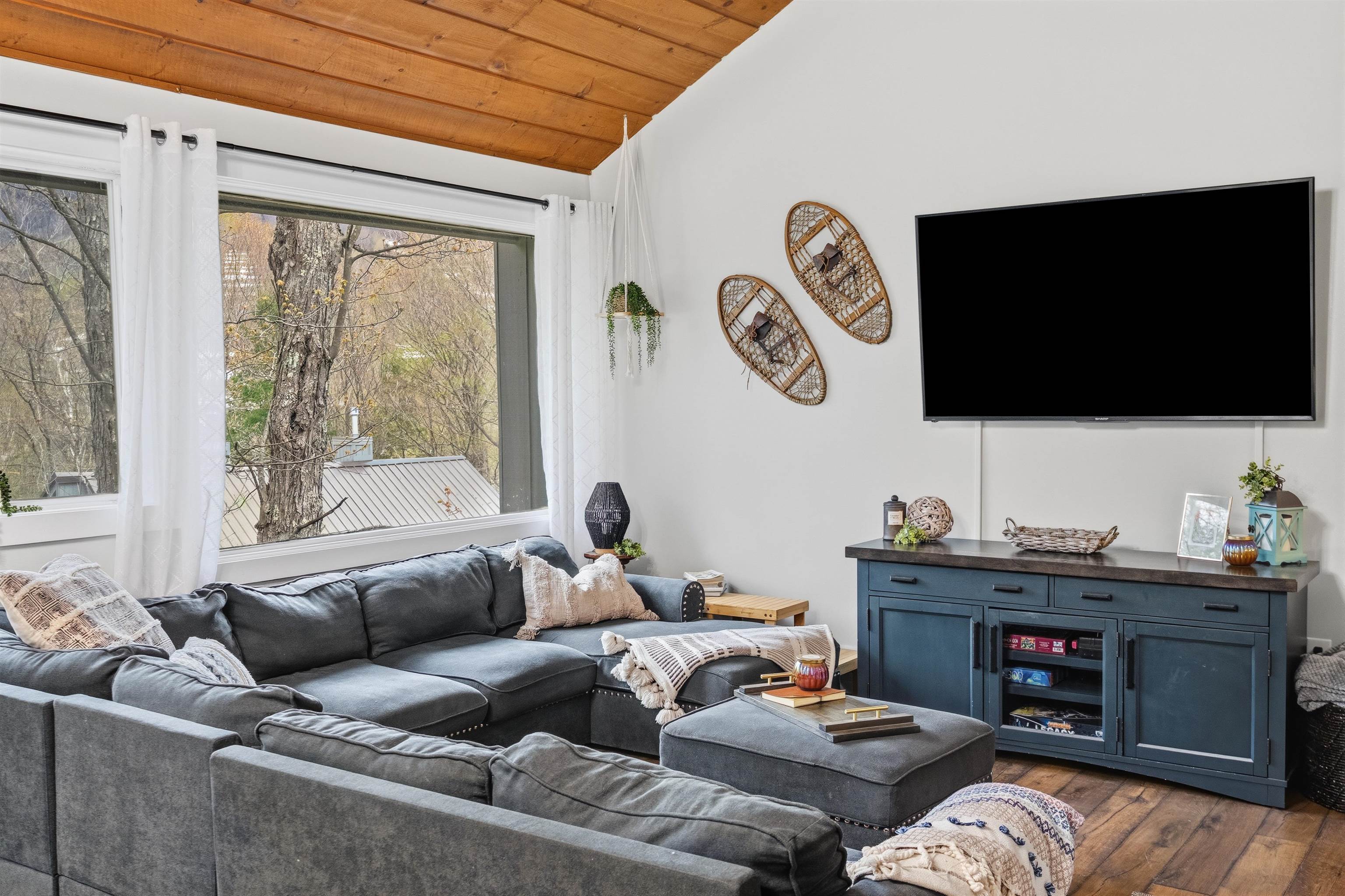 50 Fox Run Road, Unit 2 Lincoln, NH 03251 - Photo 3 of 27