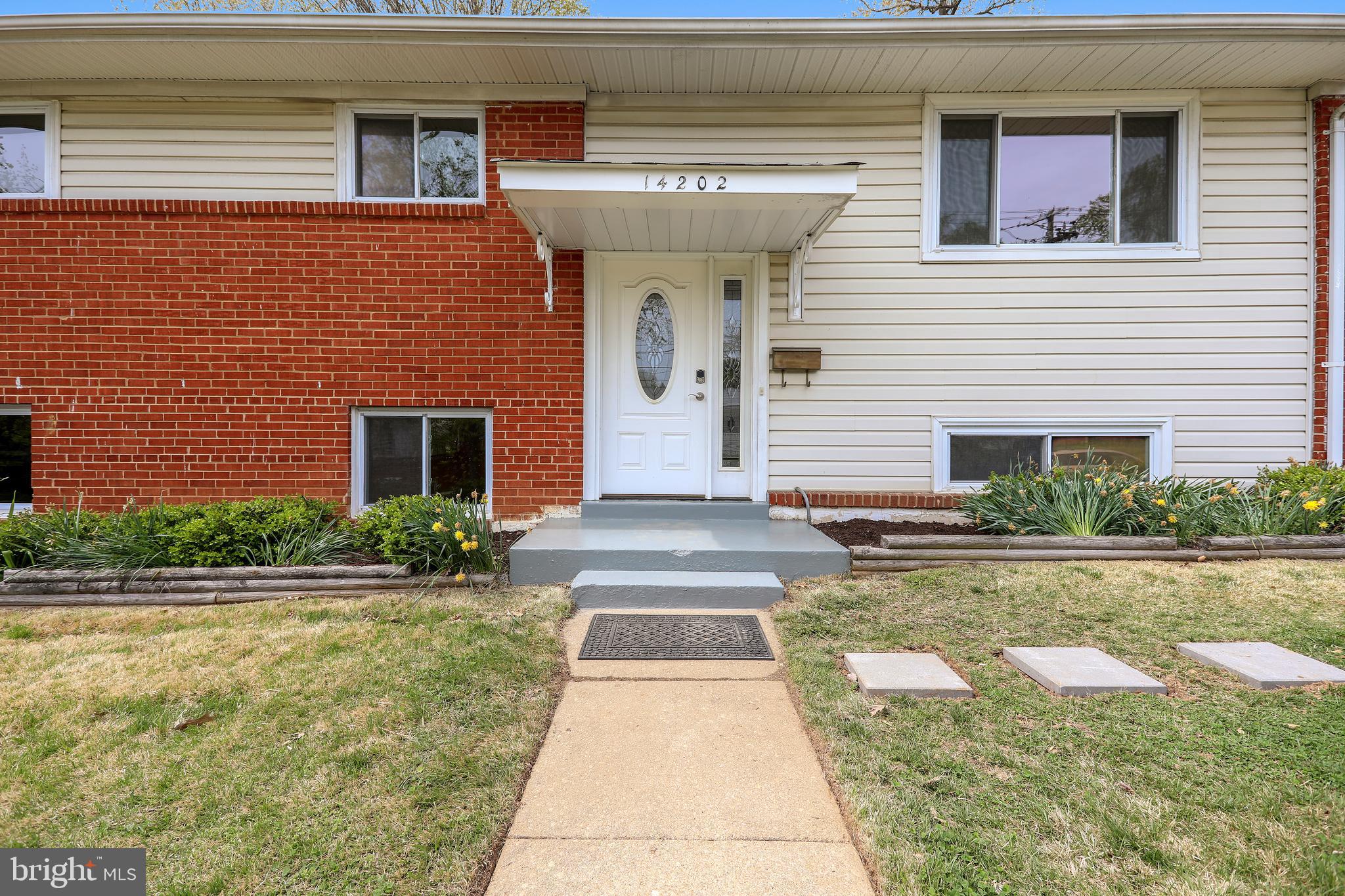 14202 Chesterfield Road Rockville, MD 20853 - Photo 3 of 61 Gallery Image 3