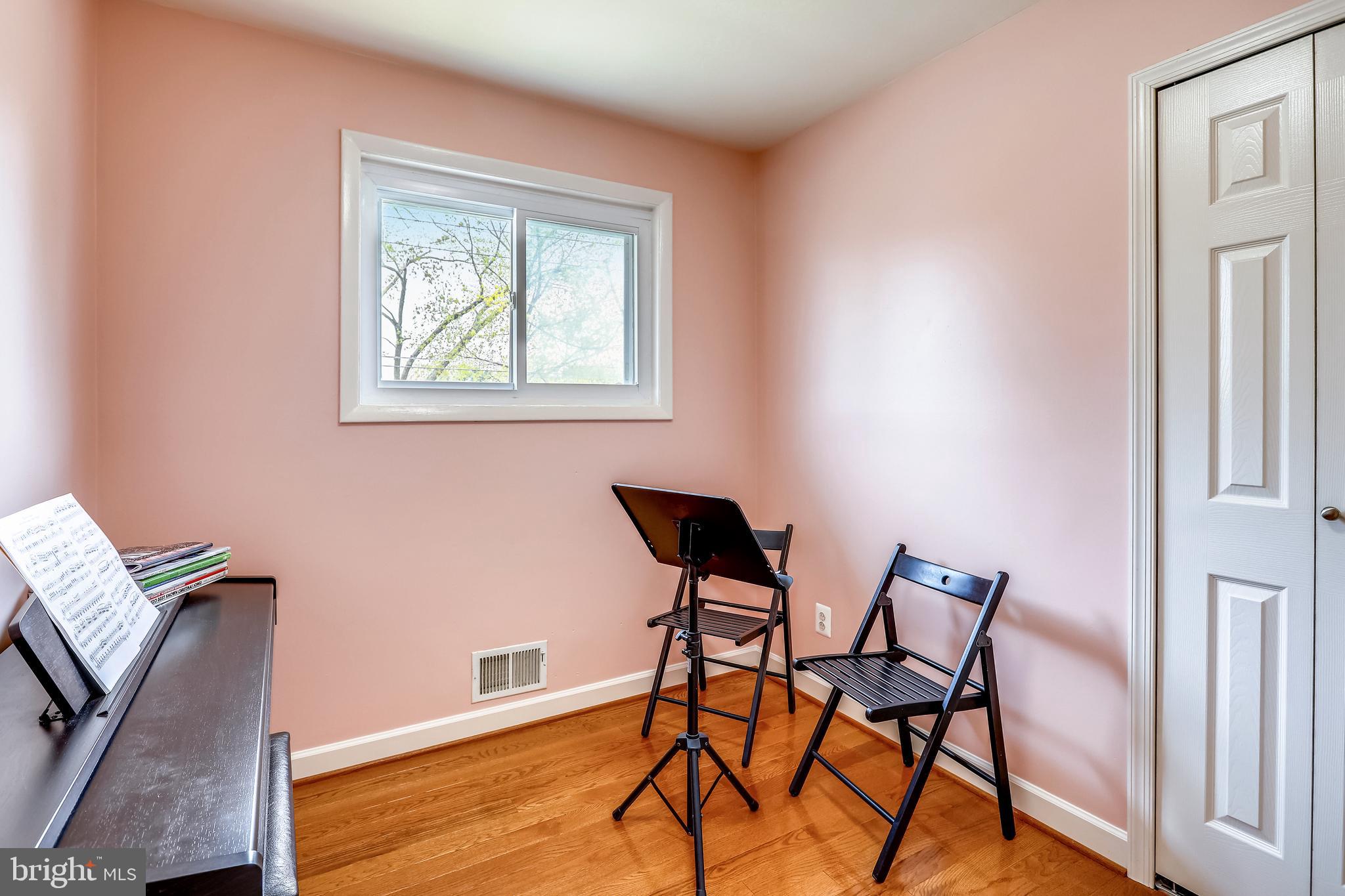 14202 Chesterfield Road Rockville, MD 20853 - Photo 21 of 61 Gallery Image 21