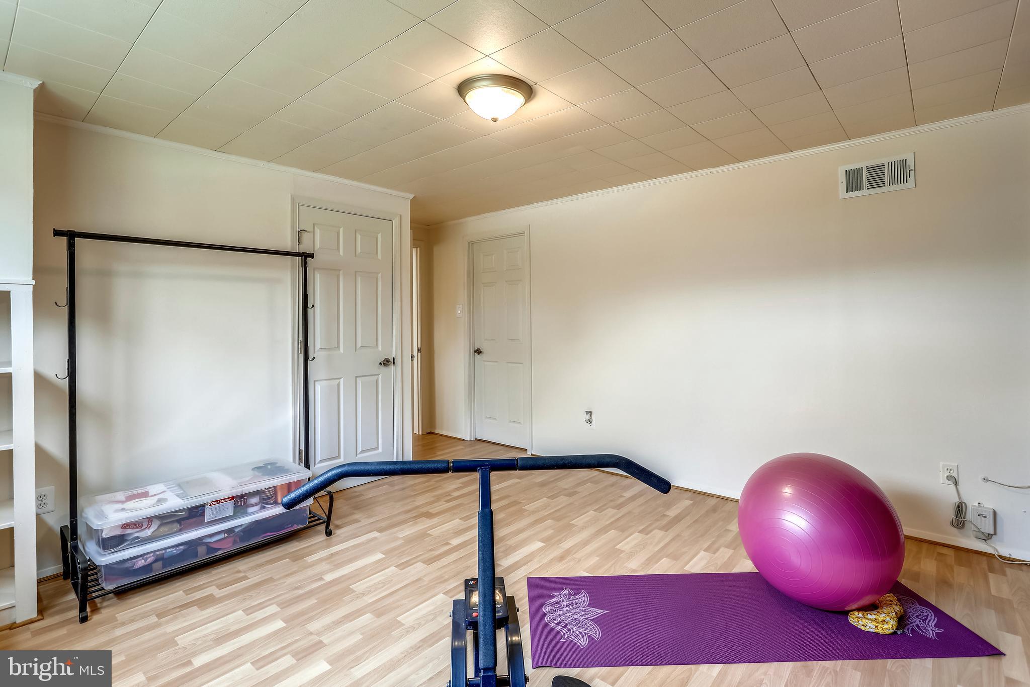 14202 Chesterfield Road Rockville, MD 20853 - Photo 32 of 61 Gallery Image 32