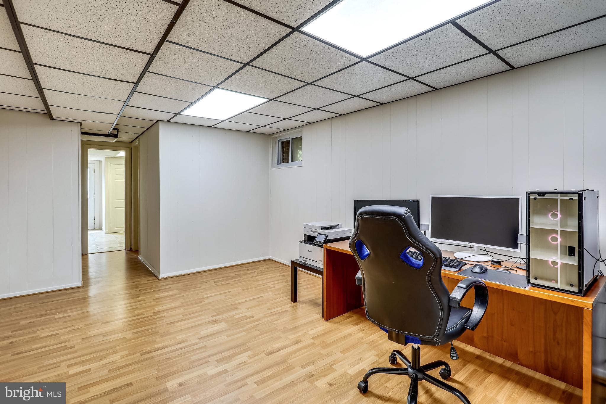 14202 Chesterfield Road Rockville, MD 20853 - Photo 36 of 61 Gallery Image 36