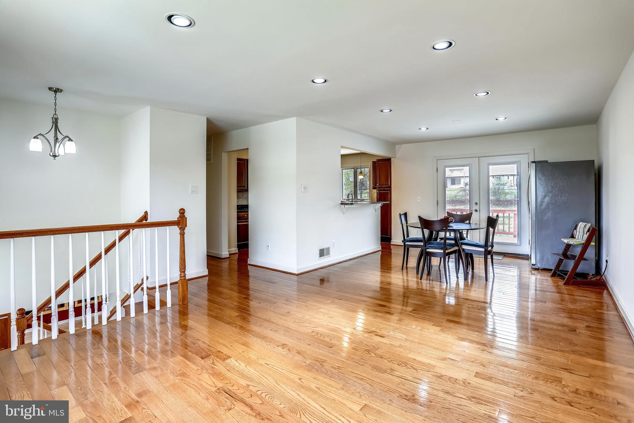 14202 Chesterfield Road Rockville, MD 20853 - Photo 8 of 61 Gallery Image 8