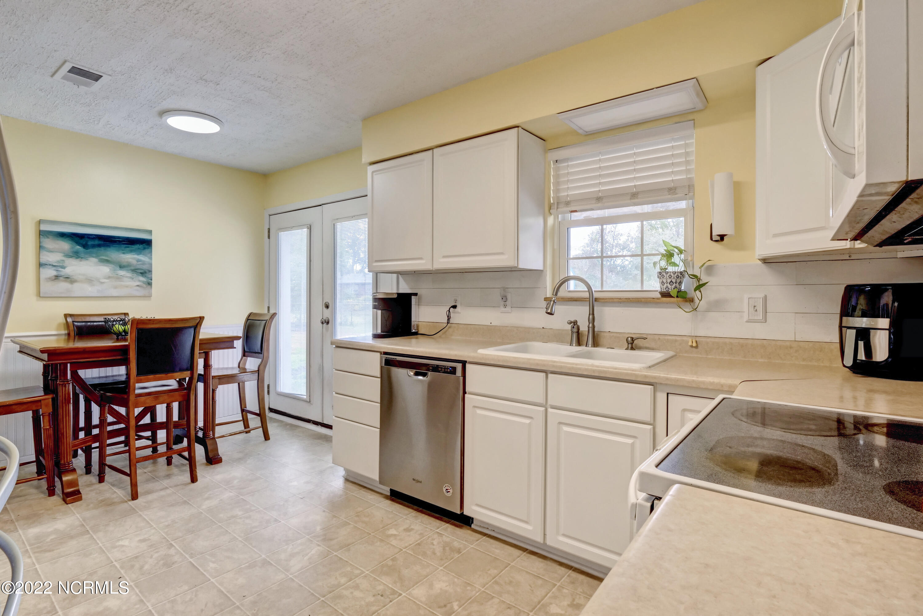 601 Rheims Way Wilmington, NC 28412 - Photo 9 of 32 016_p6477956_57_58_59_60_61_62