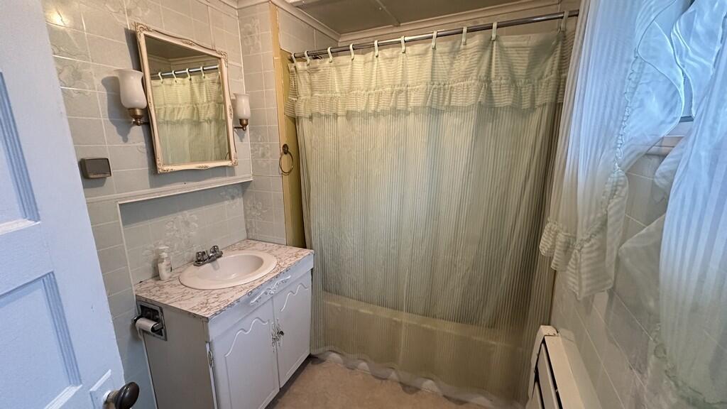 41 York Street Millinocket, ME 04462 - Photo 11 of 27 IMG_3282