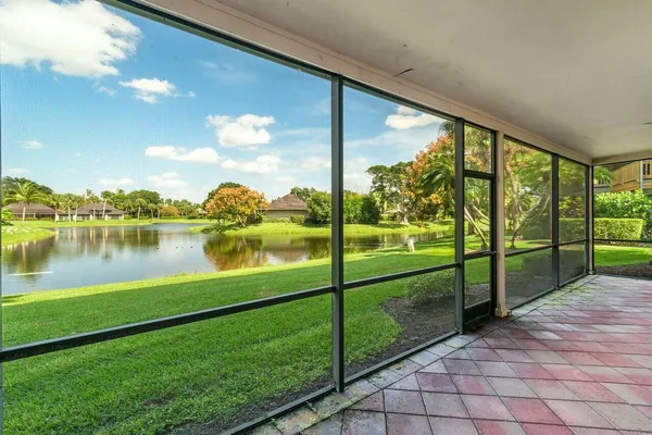 $3,950 | 11842 Pebblewood Drive, Unit 102, Wellington, FL 33414