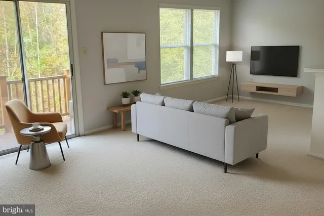 $175,000 | 102 Jumpers Circle, Unit 219, Baltimore, MD 21236