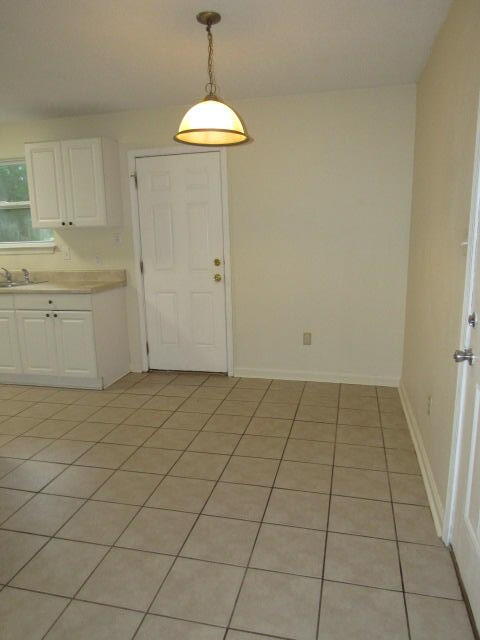 326 Quigley Road Pensacola, FL 32506 - Photo 8 of 19