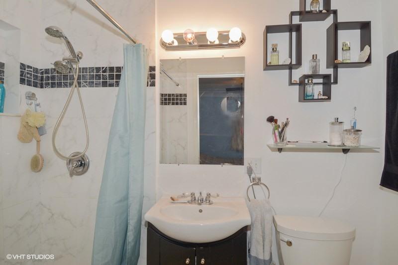 474 Northeast 5th Court Boca Raton, FL 33432 - Photo 12 of 16 14_474NE5thCt_10_3rdBathroom_FlexMLS800x
