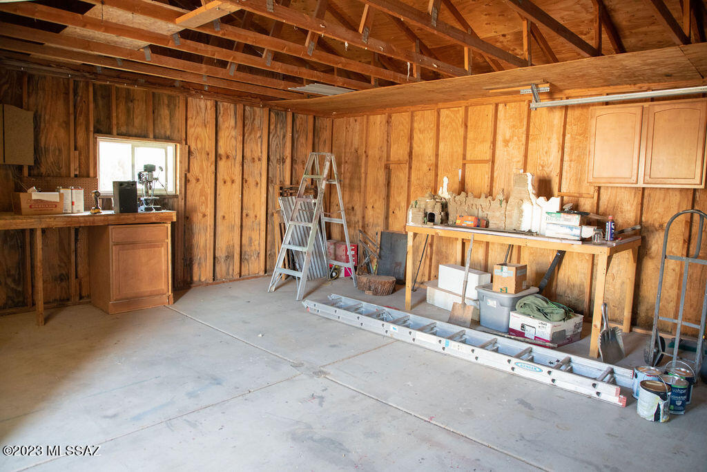 11333 West Ina Road Tucson, AZ 85743 - Photo 23 of 33