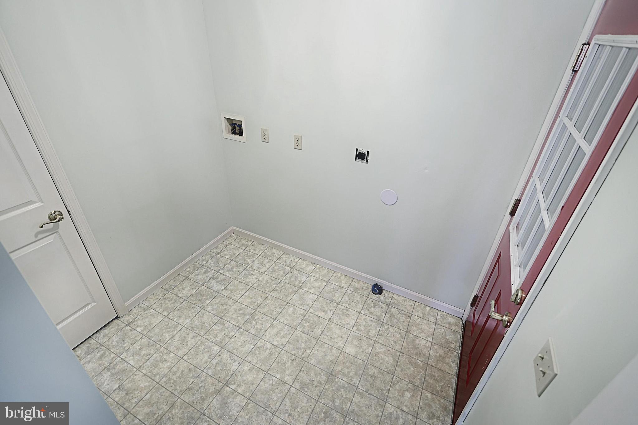 16 Kratz Road Shrewsbury, PA 17361 - Photo 25 of 56 1st Fl laundry or Pantry